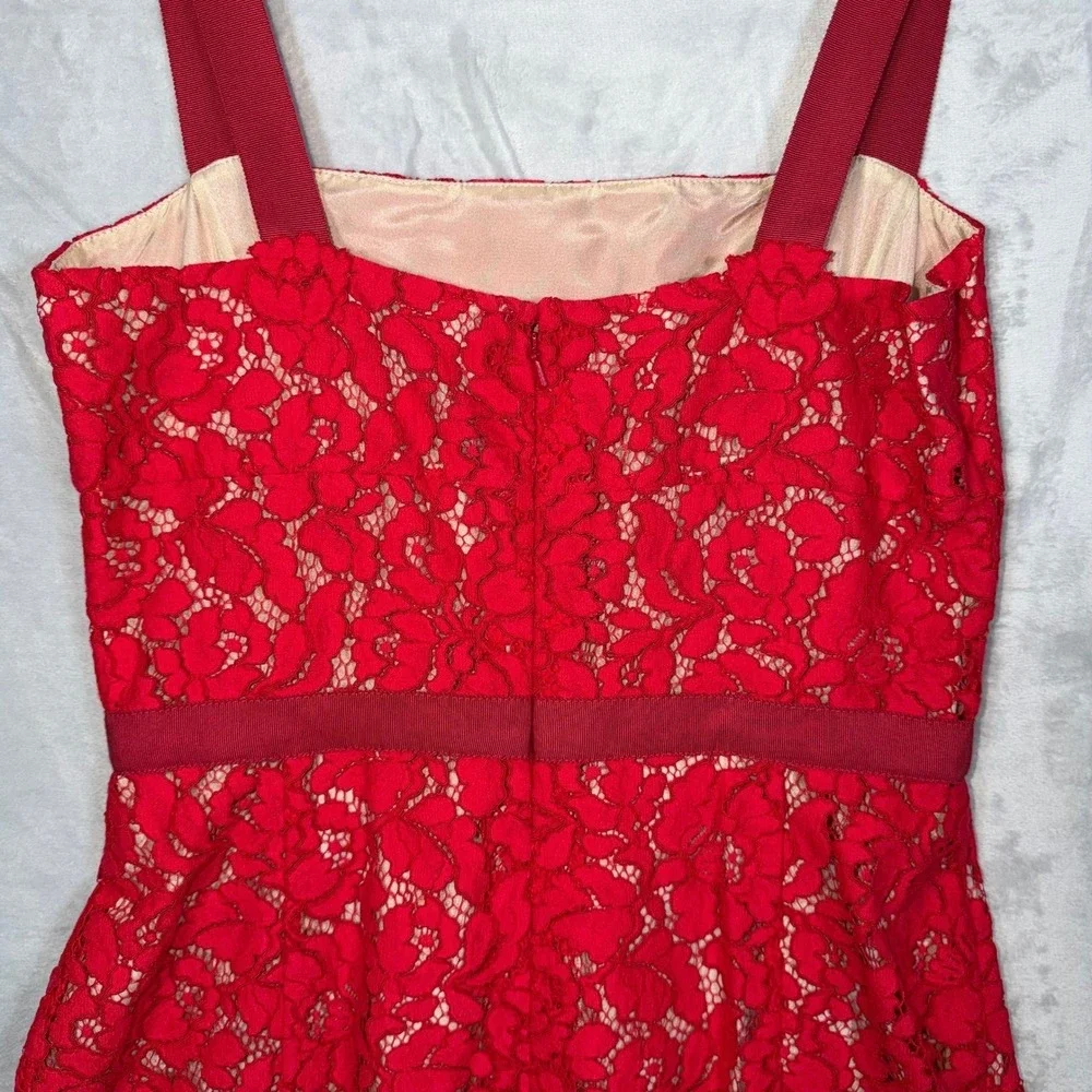 New Oscar De La Renta Dress 8 Red Fluted Lace Midi Silk Lined Italian‎ NWT!